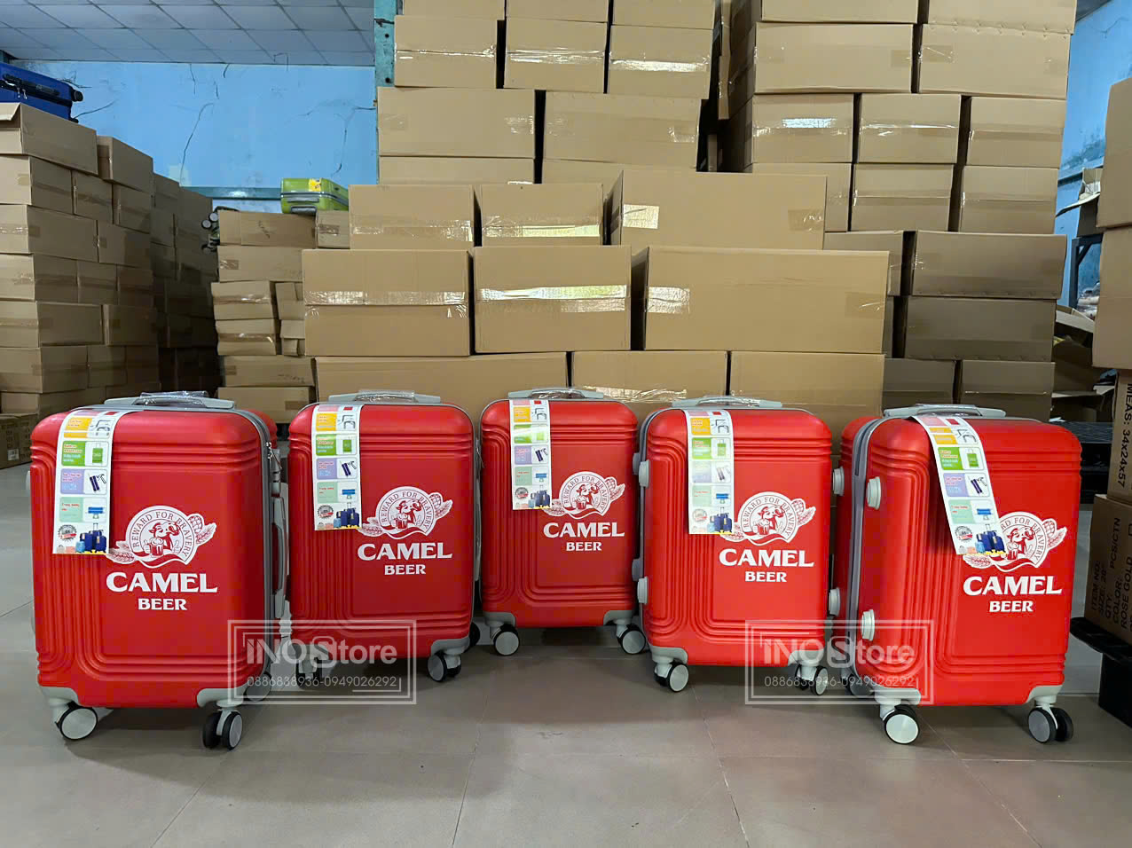 Vali kéo du lịch in logo quà tặng doanh nghiệp cuối năm Vali kéo du lịch in logo quà tặng doanh nghiệp cuối năm